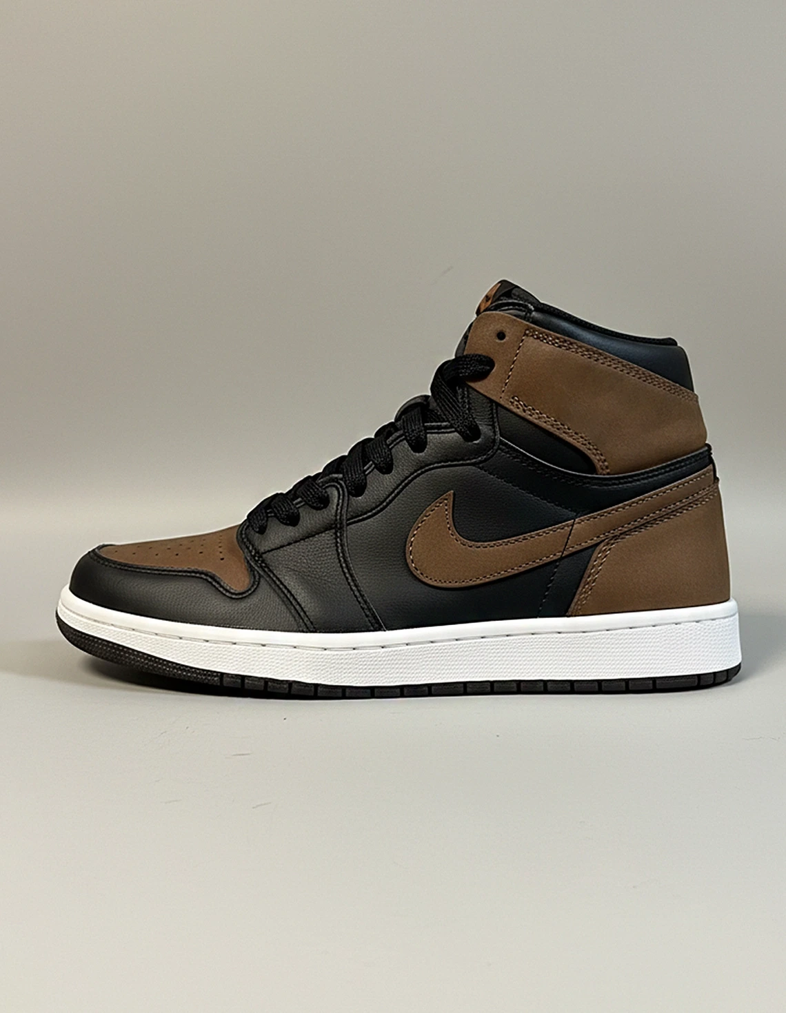 کتونی روزانه زنانه نایک Nike Air Jordan 1 Retro Og W