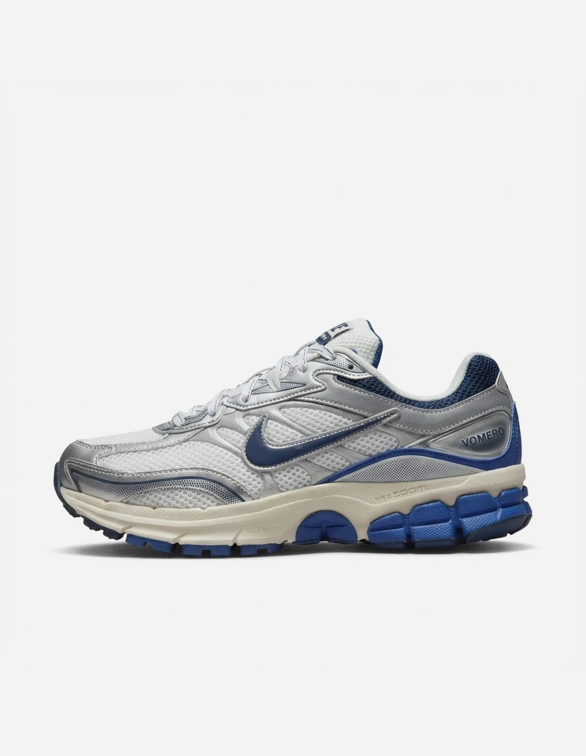 کتونی روزانه Unisex نایک Nike Nike Vomero U