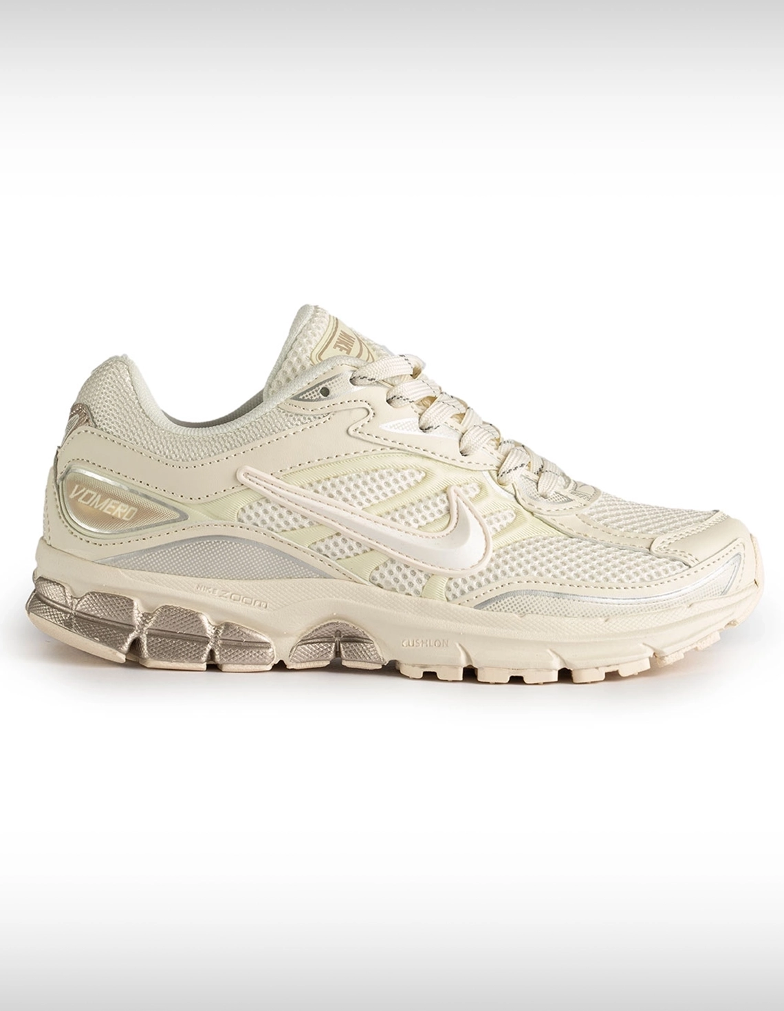کتونی روزانه Unisex نایک Nike Nike Vomero U
