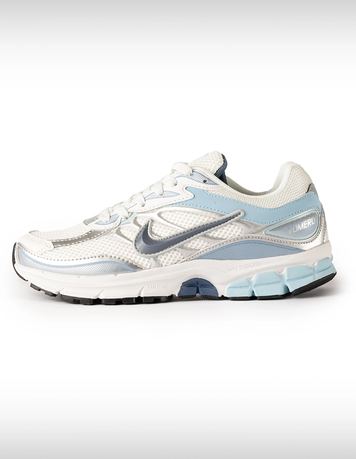 کتونی روزانه Unisex نایک Nike Nike Vomero U